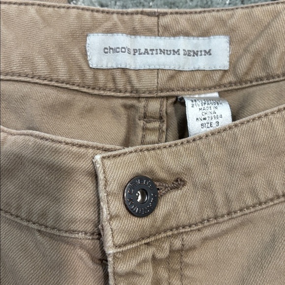 Chico's Ladies Platinum 5-Pocket Denim Ultimate Fit Khaki Jean Pant SZ3/XL - Picture 2 of 7